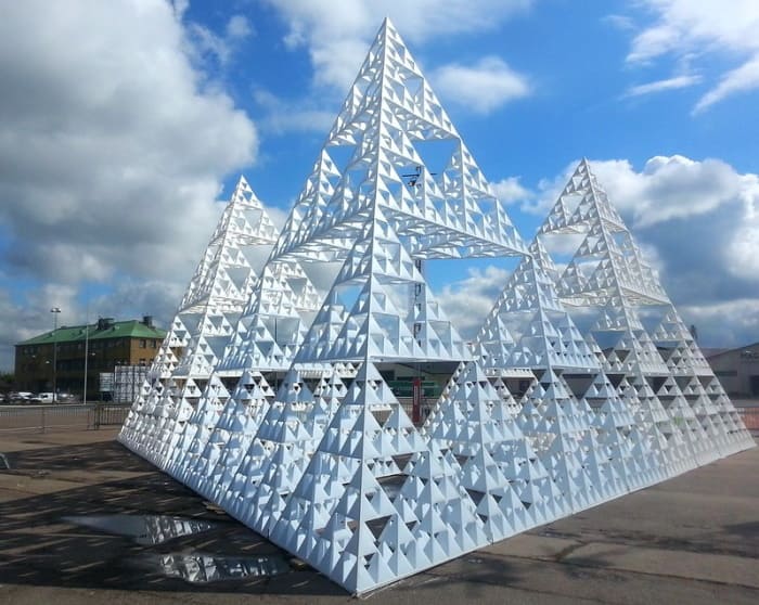Pirámide pentagonal